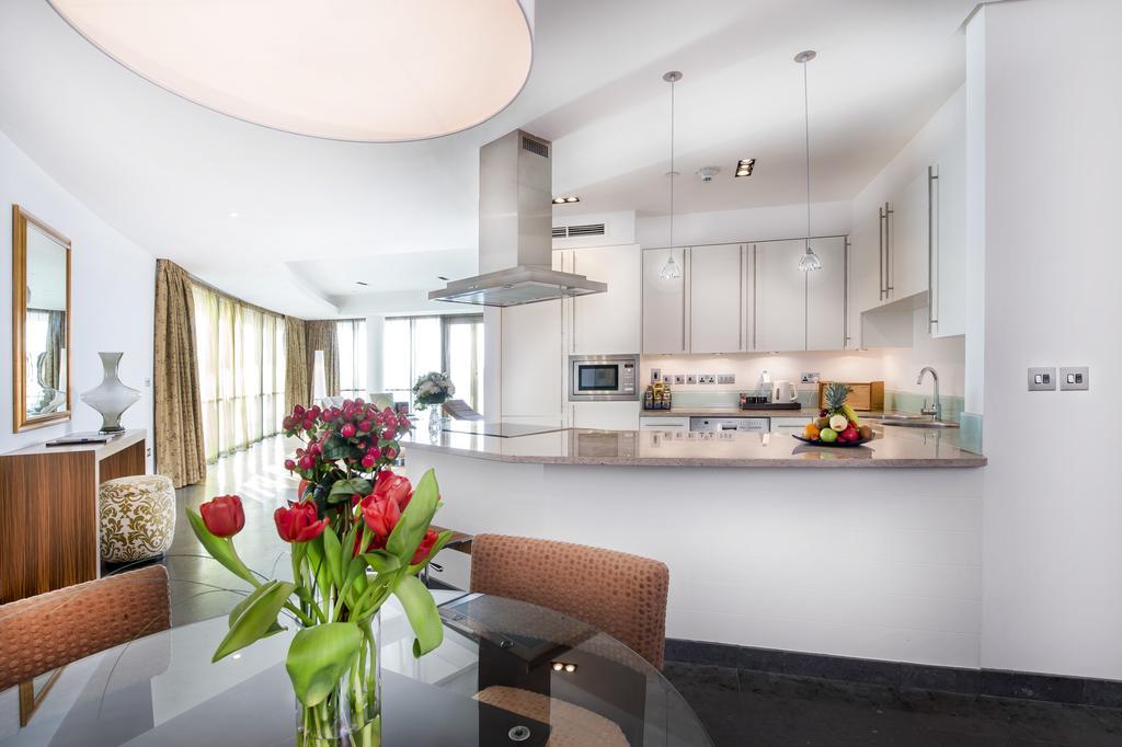Burjuman Arjaan By Rotana - Dubai Aparthotel Екстериор снимка